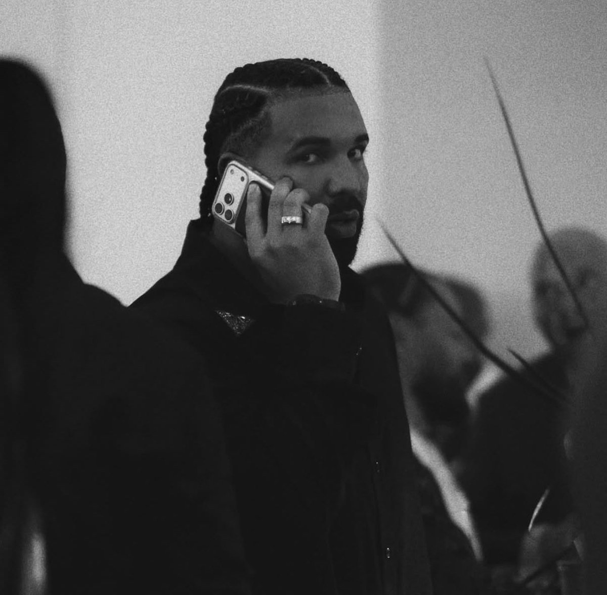 DrakeDirect tweet picture