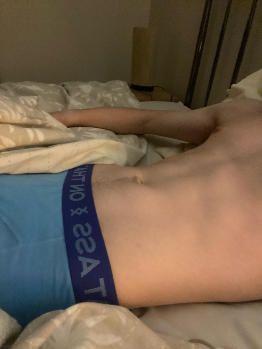 Jack59191's tweet photo. Are there no Uk lads 18 or older (no older than 26) even remotely interested or considering meeting n being tickled or tied up ? Hmu guys. Straight or gay. https://t.co/XdilzrnRHQ
