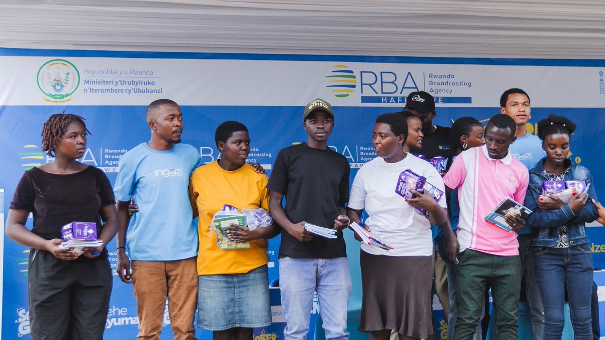 RwandaYouthArts's tweet photo. Zimwe muri serivisi MoYA n’Abafatanyabikorwa batanga muri gahunda ya #SoberGen na #RBAHafiYawe zirimo gufasha urubyiruko kwiyandikisha kuri https://t.co/hIyoYwi98A, gutanga udukingirizo, ndetse no gutanga ibihembo ku basubiza neza ibibazo bijyanye n'urubuga #Ingazi ndetse n’ubuzima bw’imyororokere.