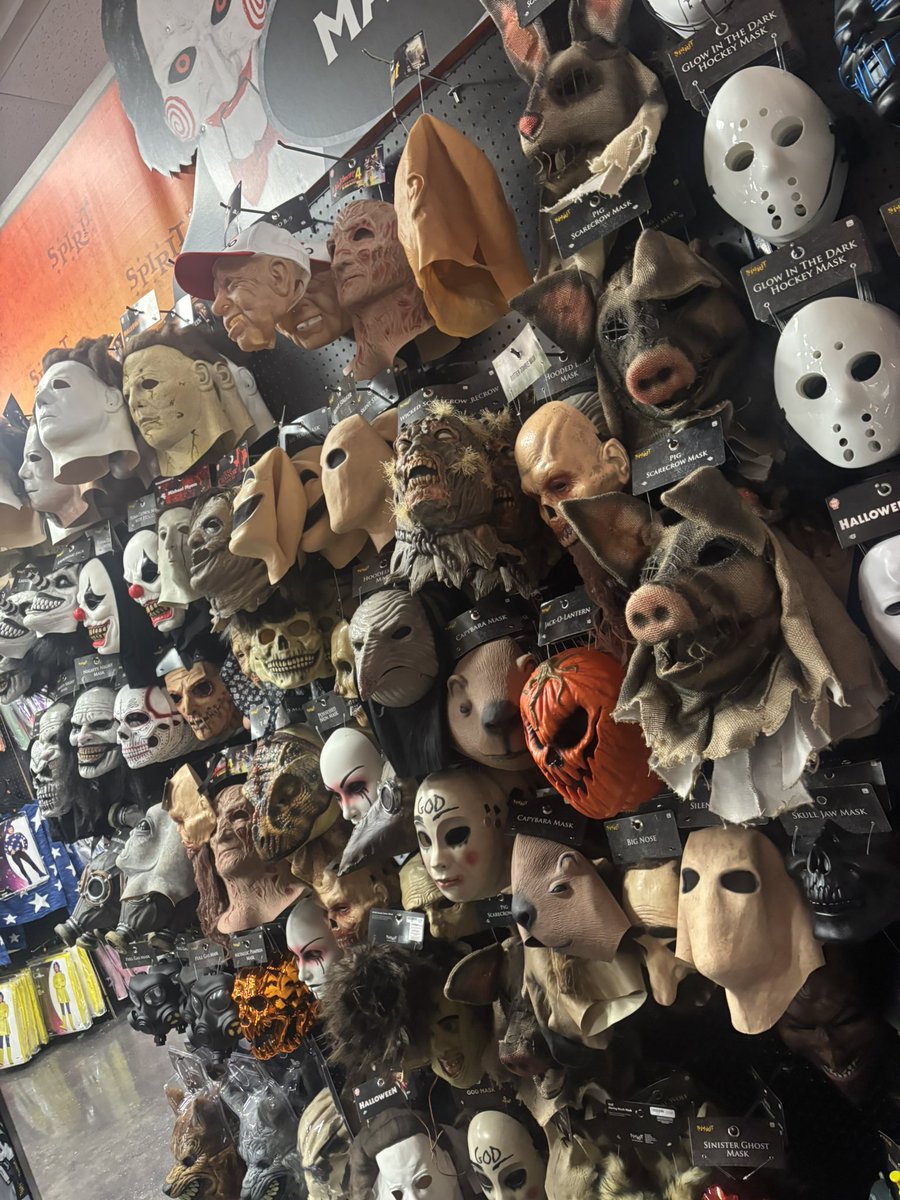 pumpkinqueen210's tweet photo. halloweeen is the best time of year because it’s now the men’s lingerie section time!! 🎃💀👻
#MaskPlay #HorrorKink #AnonymousKink #MaskOnClothesOff #texasnsfw #intox #somno #intoxkink #weed #high #bbw #bigtits #curvy #thick #nsfw #nsfwtwtًً #satx https://t.co/vy6bXXZM4w