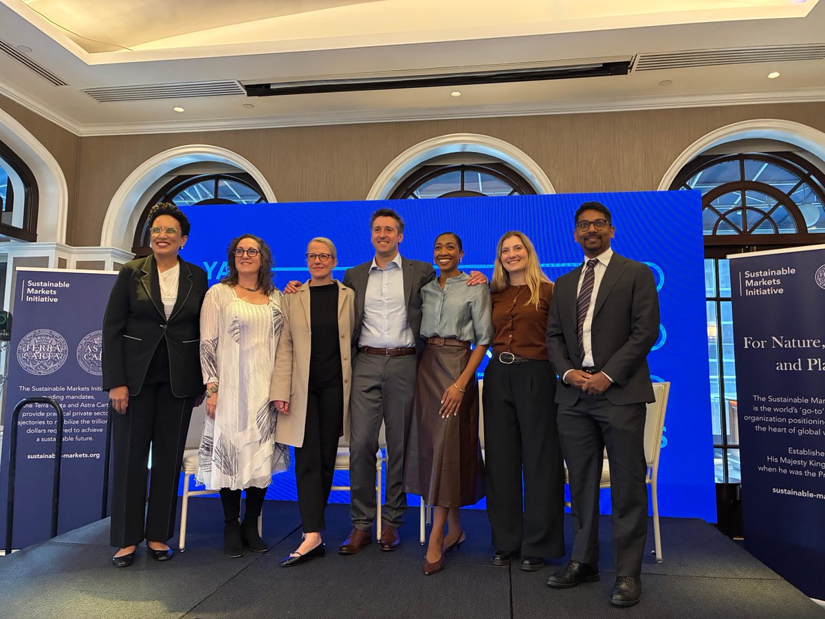 JAMA_current's tweet photo. Today, JAMA and JAMA Network Editor in Chief Kirsten Bibbins-Domingo, PhD, MD, MAS, joined leaders from public health, academia, and city resilience at Yale Climate Week NYC for Resilient Cities, Reimagining Health.
#ClimateWeekNYC #PublicHealth #ClimateHealth #ResilientCities https://t.co/cOuAILa6Rn