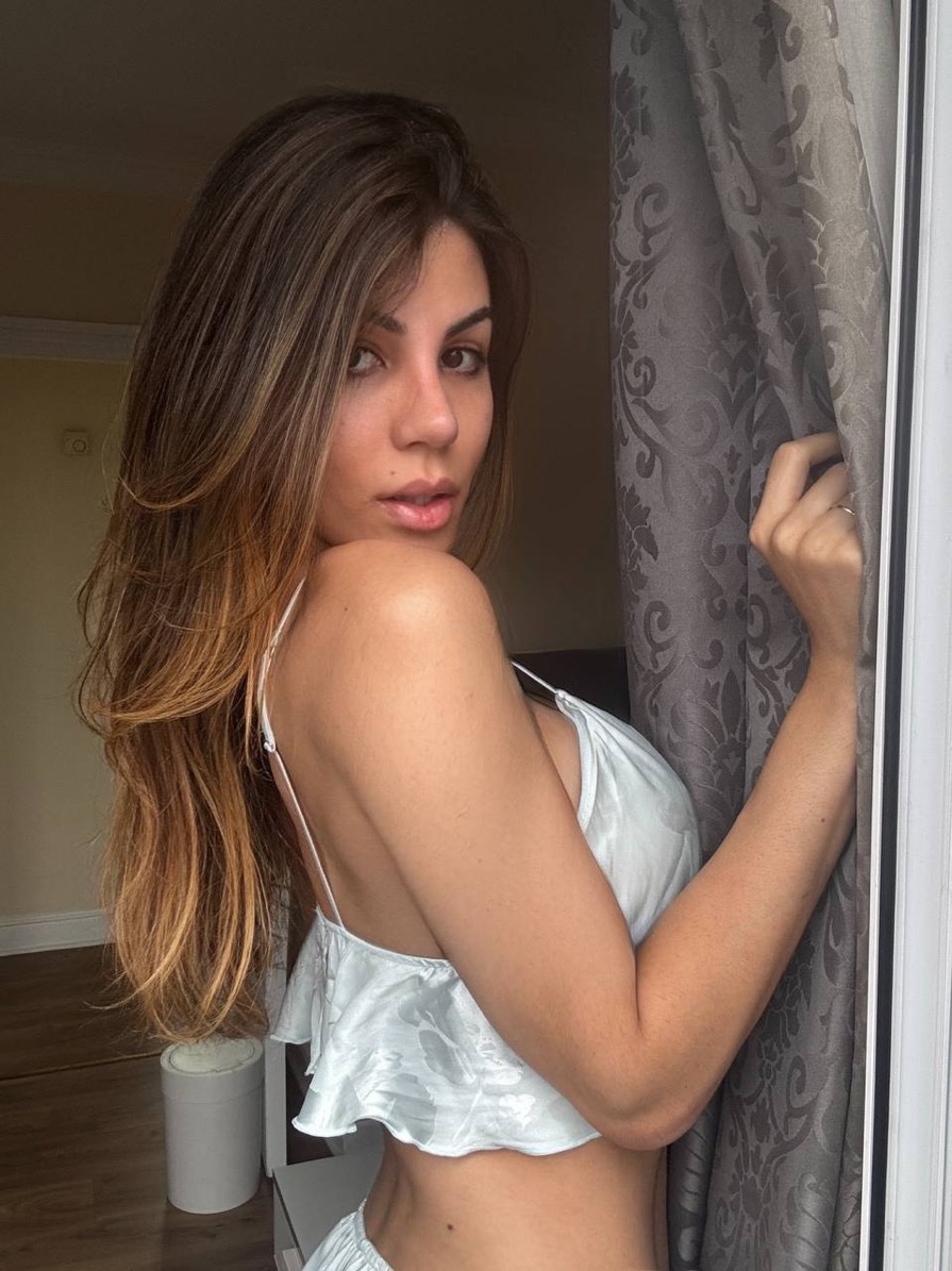 Ethanco1e's tweet photo. #riyadh_ladyboy
#ladyboy_saudi 
#ladyboy_in_riyadh https://t.co/3aDy8zX73r