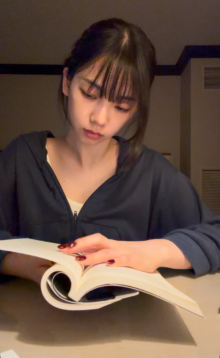 chaenglovesus's tweet photo. study with aespa ♡ https://t.co/IZ3GupllOP