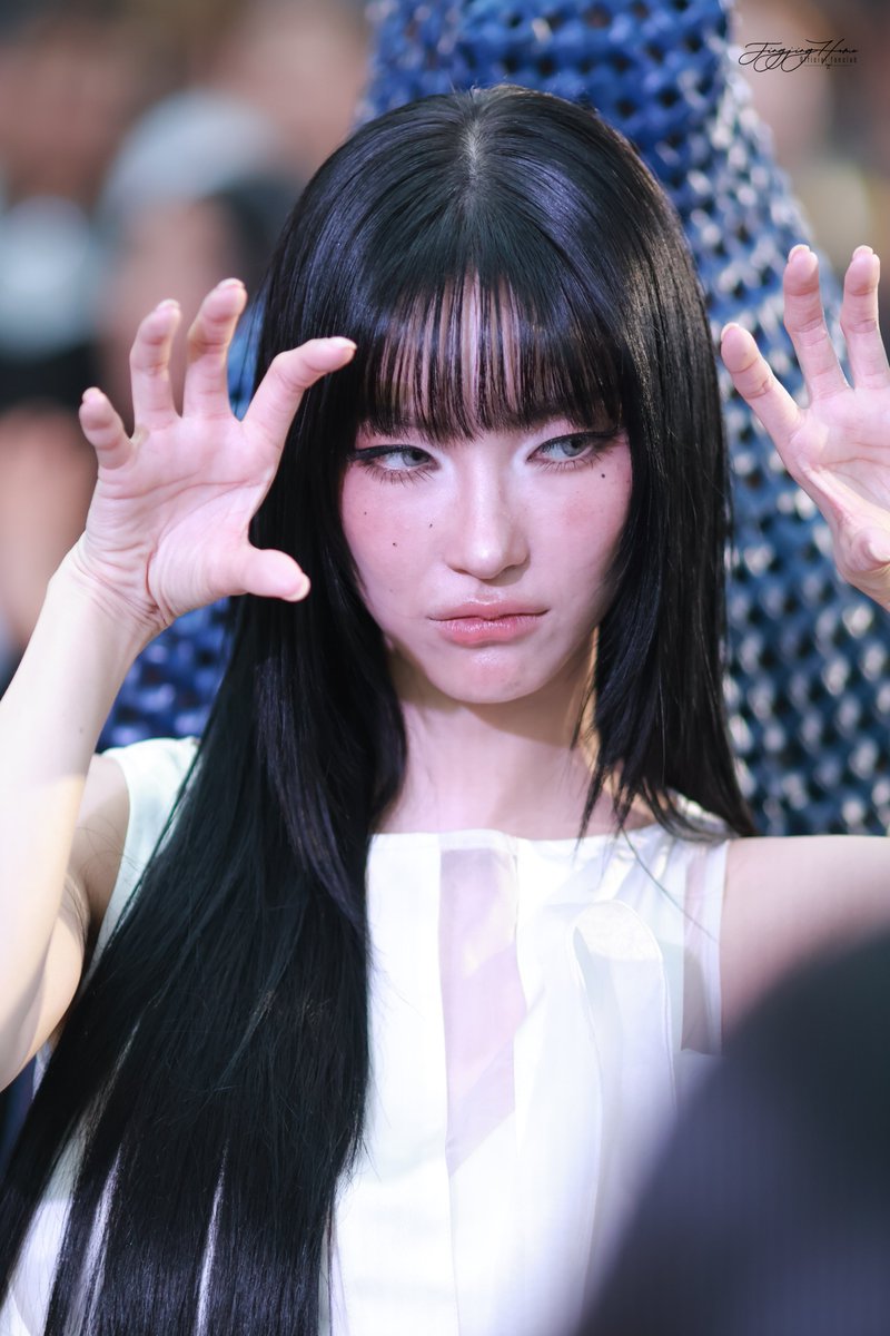 JingJingYuHome tweet picture