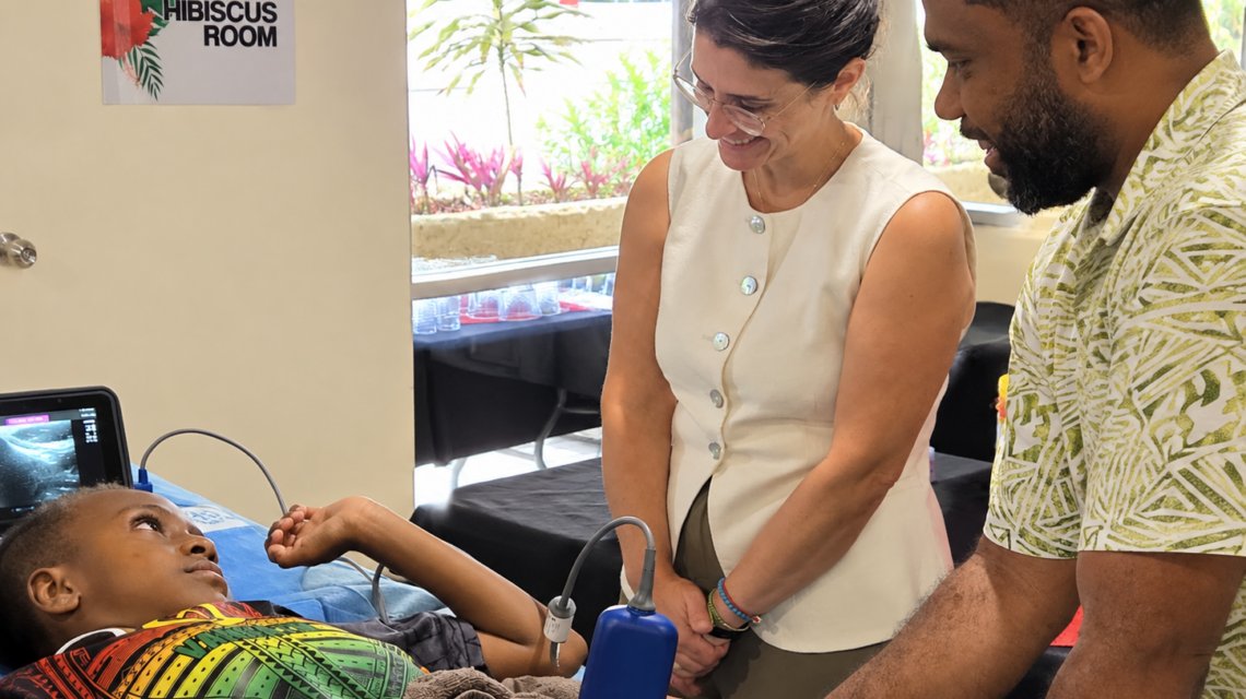 Itongadol's tweet photo. Una delegación médica de Hadassah realiza una histórica visita a Vanuatu y capacita a equipos médicos en atención de urgencias pediátricas (Itongadol/Agencia AJN)
Ver más: https://t.co/e4urY13NTm
#Hadassah @Hadassah #Israel @Israel #Vanuatu https://t.co/U0D2ZaOvm5