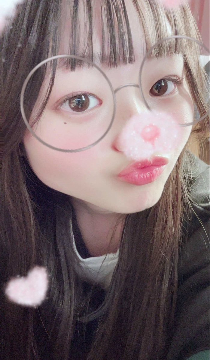 Satoshio0ghv's tweet photo. 【晒し依頼】
ななみ💕
19歳
長野県在住

いつもクラス男子の夜のおかず💕💢 https://t.co/GQQmQxnX5a