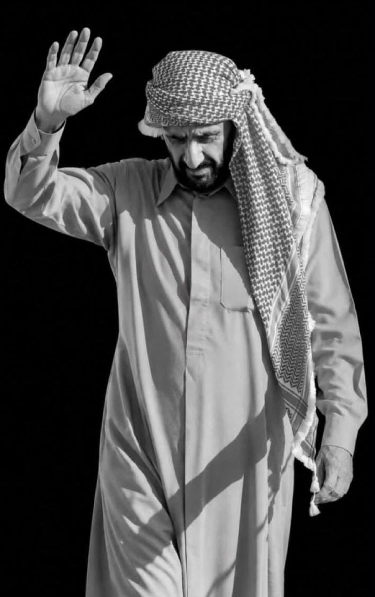 sultan_dalwan's tweet photo. وداعاً سيدي
وداعاً ياقلب الوصل 
وداعاً يا اطيب قلب 

والله الفقد قاسي جداً 
يارب صبرك 🥹🤲 https://t.co/6J3gzTdB2C