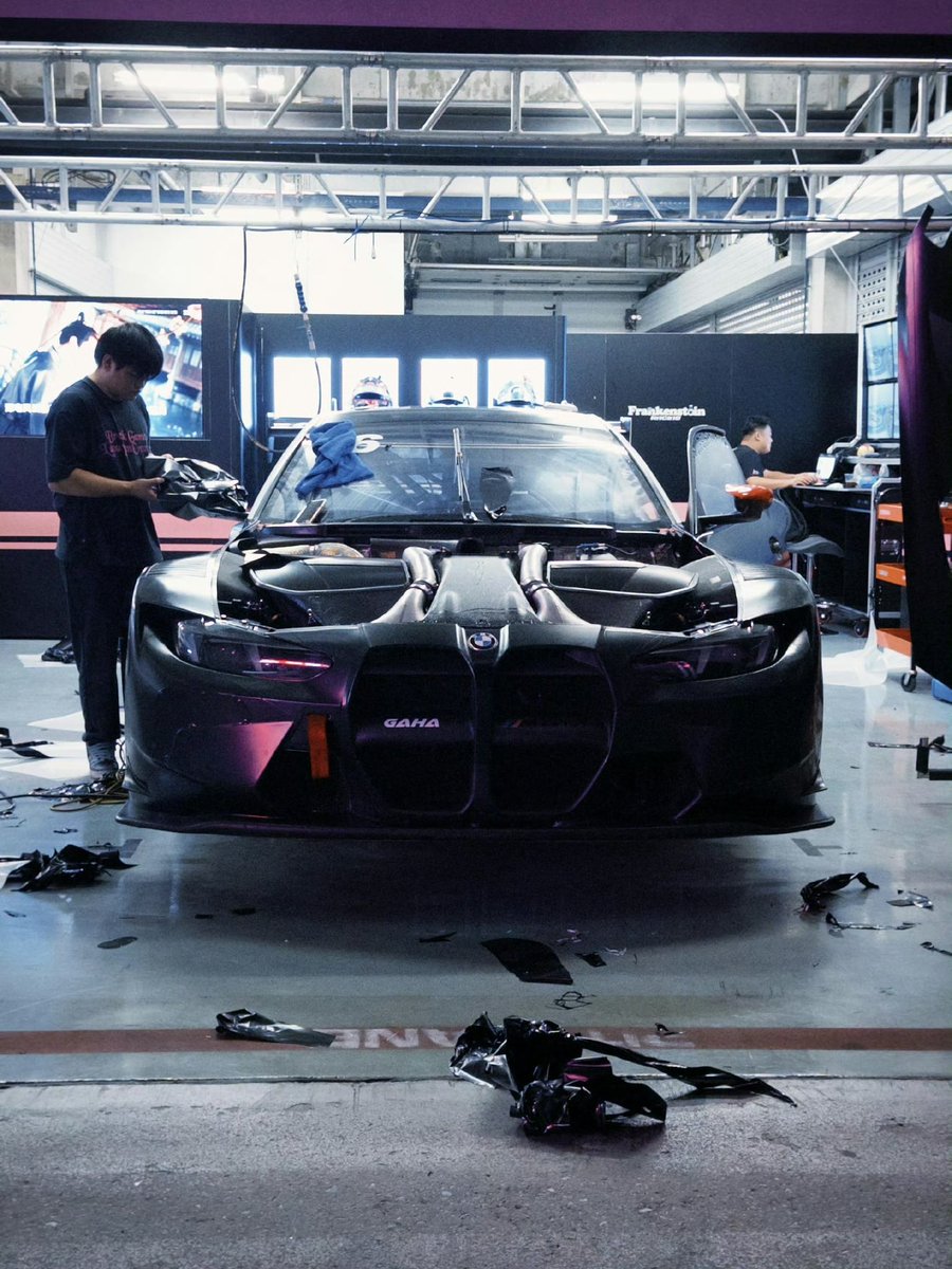 zyiranindofans's tweet photo. Keren se-mobil mobilnya🤟🏎️🏁
#ZhouYiran #周翊�� https://t.co/mZ3xMVKMjc