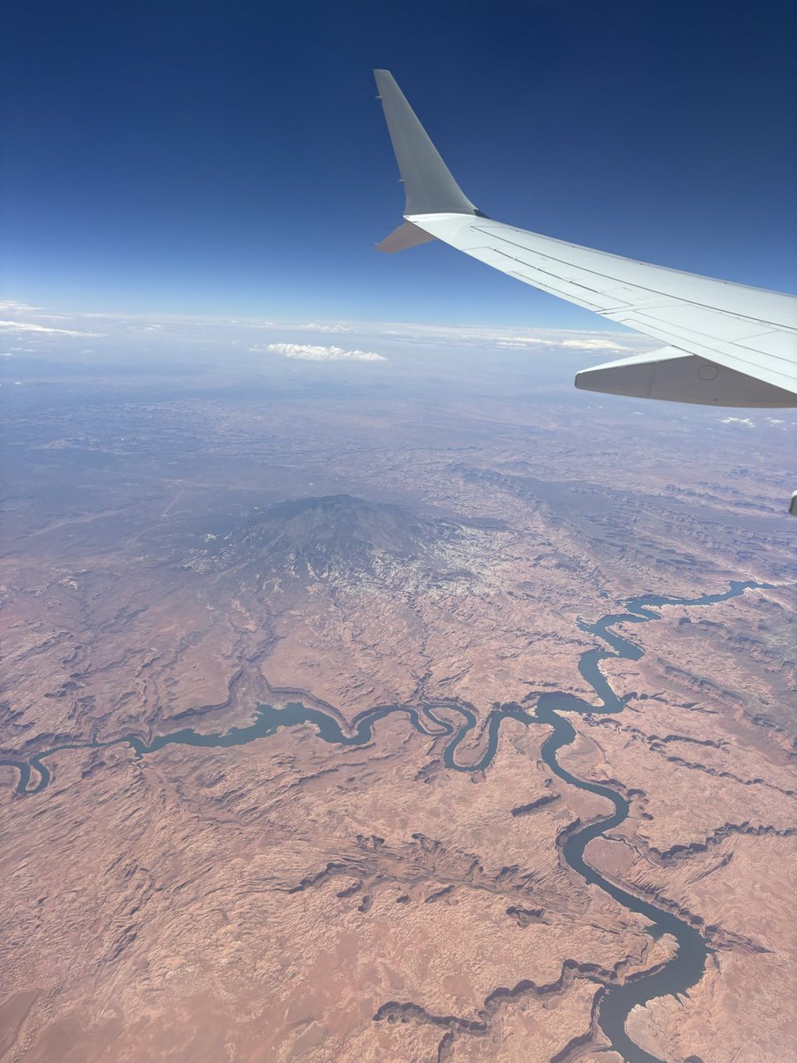 Gayva17's tweet photo. Pics from when I was in Reno… going to NYC to see my best friend on Friday im so excited to see him https://t.co/DP8Dr3t0w1