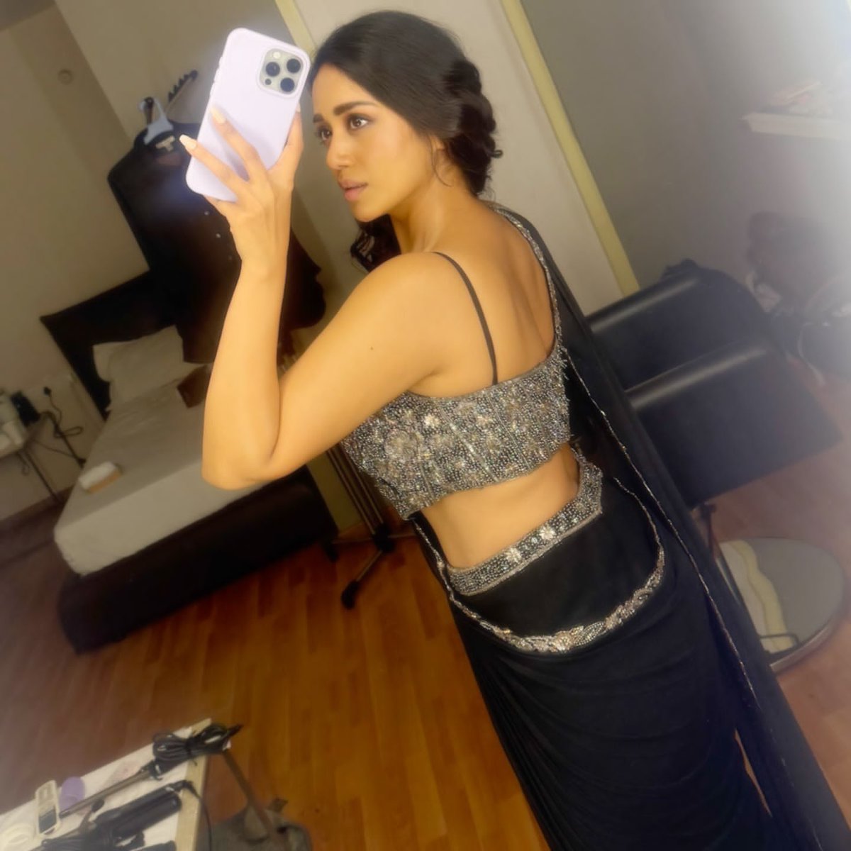 Krlives's tweet photo. #Nivetha #NivethaPethuraj https://t.co/Wxz4M0Shm5