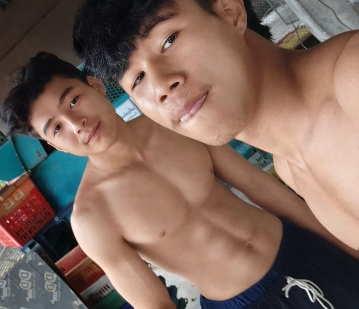 KaoTawan52's tweet photo. หนุ่มดอยมีแต่คนโสด ผมและเพื่อน หาเที่ยวเชียงใหม่ &amp; ตาก แค่ไทบ้านใครจะสนใจ
#เชียงใหม่ #ตาก #โสด #ชายแท้ https://t.co/EVttKy2P44