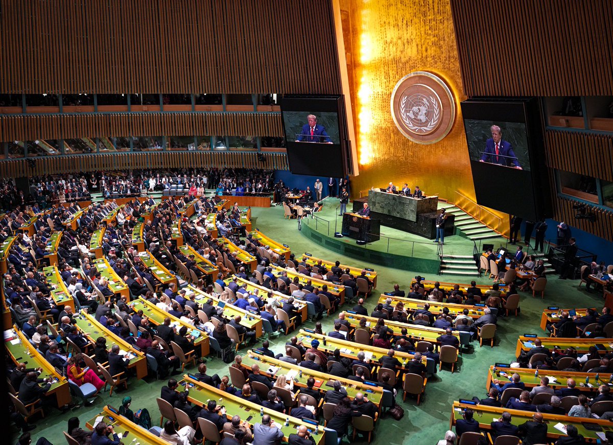SecRubio's tweet photo. Today at the @UN, President Trump made clear that we will lead with peace through strength, champion economic vitality, and defend the sovereignty of nations. https://t.co/ngkSrl1j1k