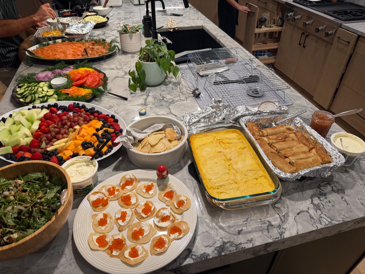 fern's tweet photo. I don't always fast, but when I do, I make sure to properly feast afterwards. https://t.co/HVIw7NedfN