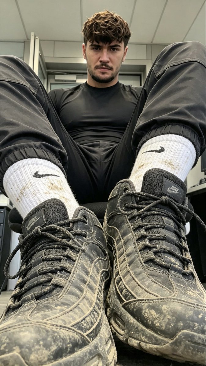LadsInWhiteSox's tweet photo. #Chav #Scally #Alpha #Tradie #Findom #Sneakers #Trainers #Boots #Nike #Adidas #Vans #Whitesocks #Socks #GaySocks #Gay #GayMan #Man #Men #GayFetish
#SneakerPorn #InstaGay #Dominate #PayPig #Jock #BadBoy #SmellySocks
#SocksFetish #GymTrainers #DirtySocks #SniffMySocks #Kiffeur #Dom https://t.co/21tvnMmC6O