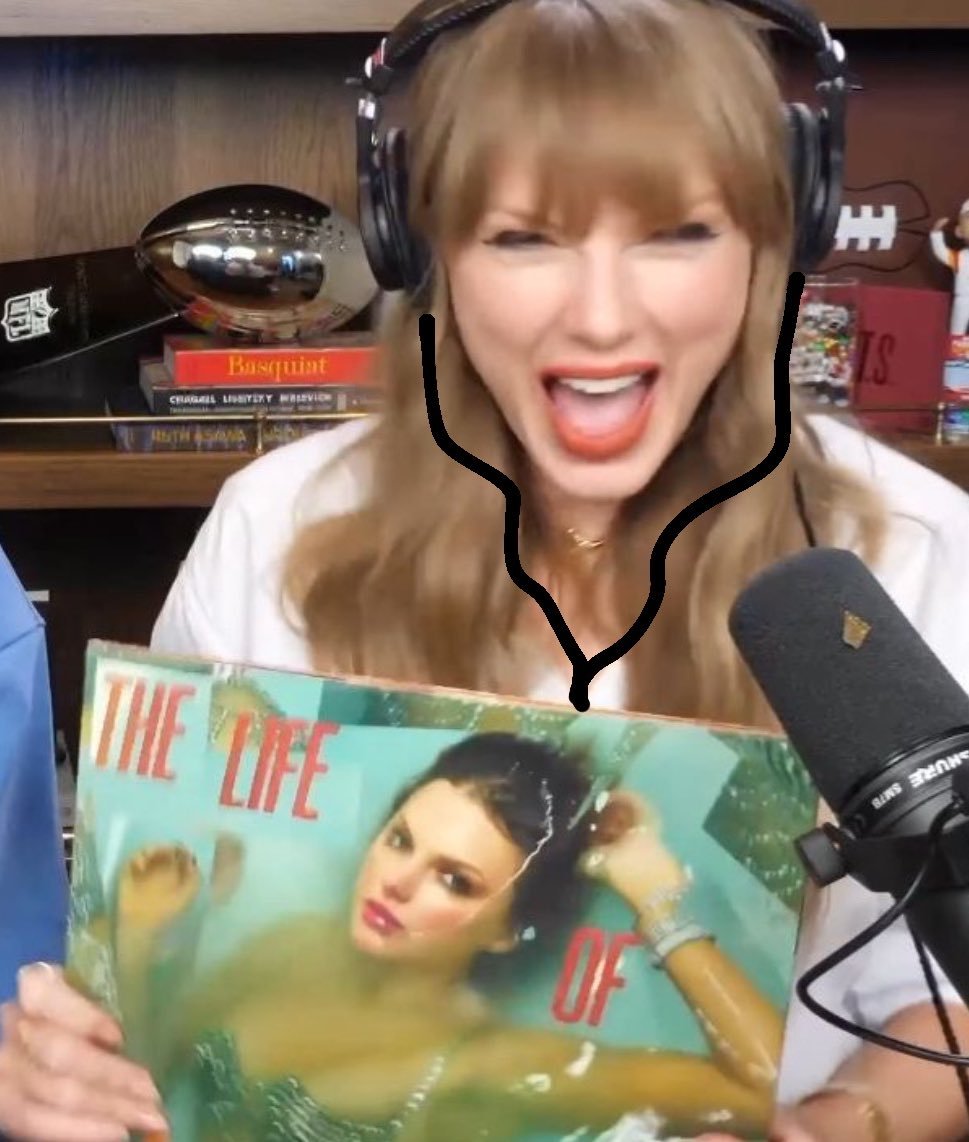 MahryneOff's tweet photo. Me when I saw              Me when I saw
the countdown    vs   my bank account https://t.co/WKLEredwCw