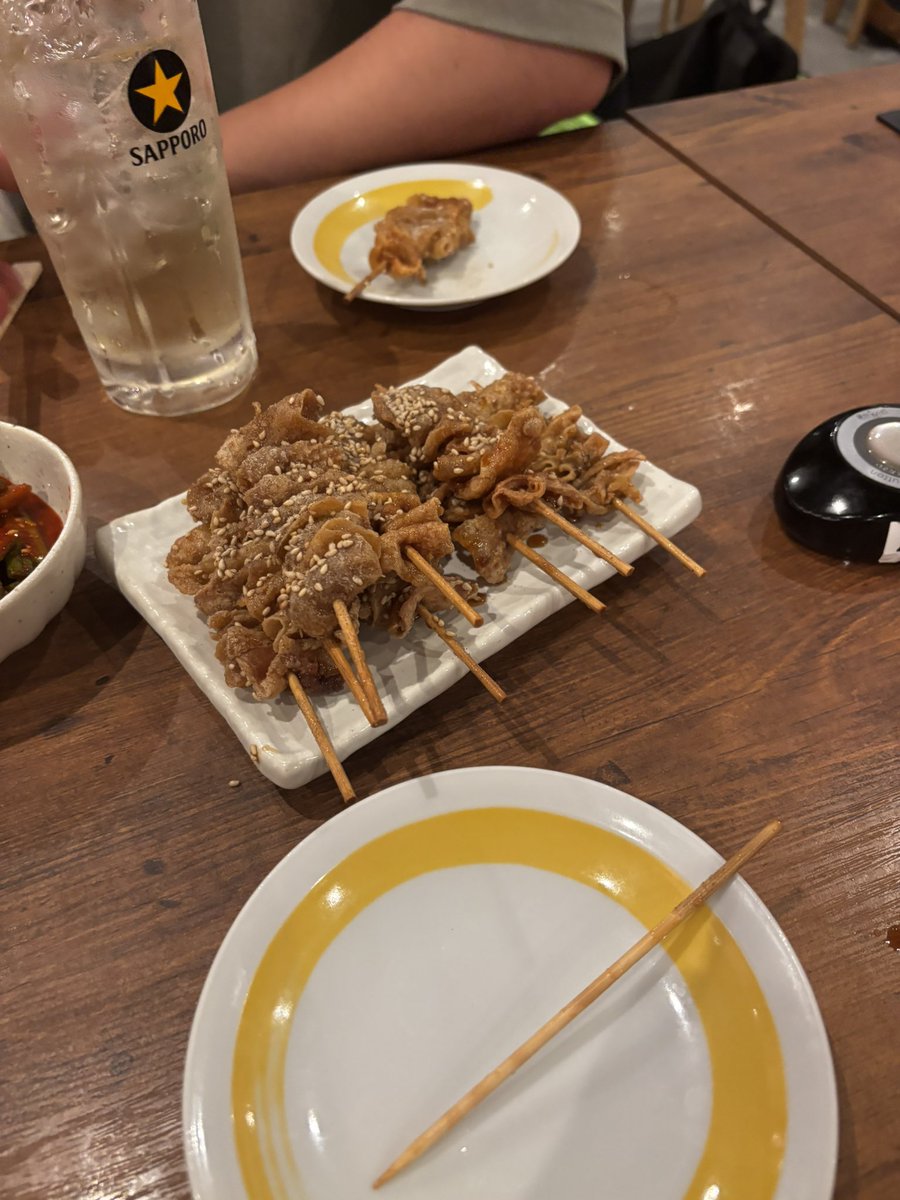 akataitu's tweet photo. まだ飲んでます(4軒目) https://t.co/HKCXC8aa2F