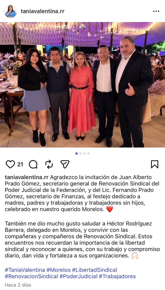 CarlosArteagaTo's tweet photo. ¿Qué tiene que hacer el sindicato con una diputada del régimen?

No solo perdimos el juicio, también a la clase trabajadora.

Es la fiesta del sindicato de renovación, estuvieron los del sindicato y la base trabajadora con la diputada local Tania Valentina. 

Así Morelos.

¿Esa diputada plurinominal y sin cédula profesional, solo preparatoria calificó o calificará los acordeones?