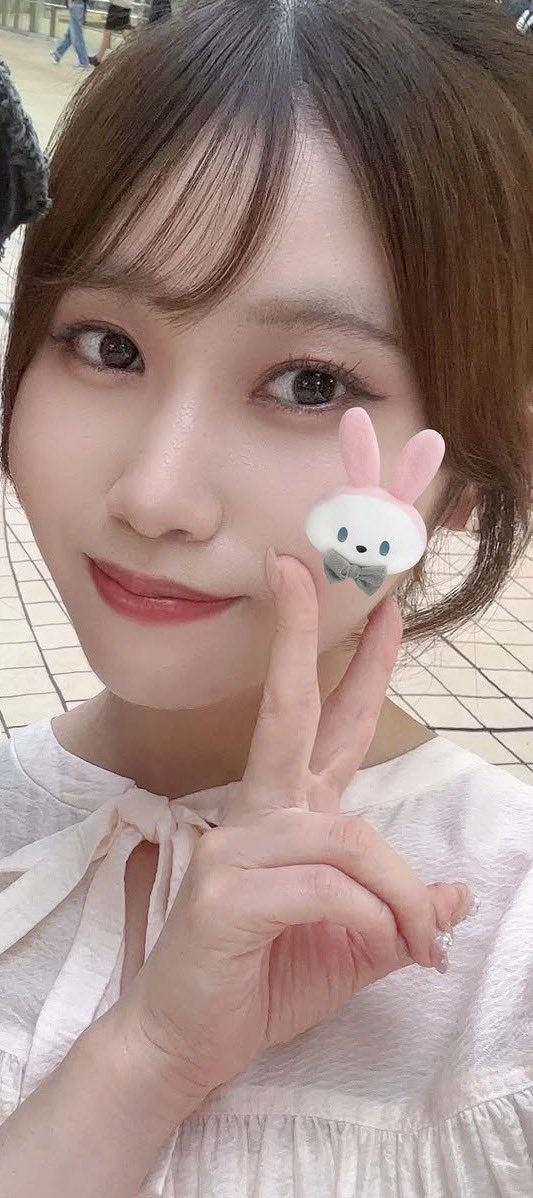 WilleneHelcsb's tweet photo. この屁くっさい女💕需要ある？💕💢💢
有名になったら全部情報載せるｯ💕💕
屁コキ女のりん💕💕💢
みんなでこの屁コキ女有名にして💕💢

#おなぺ #オナペ #顔抜き #おなぺ晒し #晒し https://t.co/rXYJM5YRXY