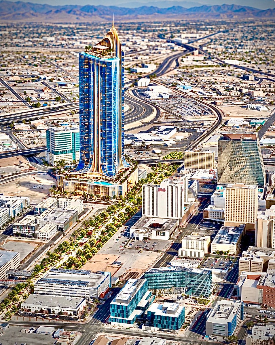 TPNCtv's tweet photo. If Low Line gets built &amp; @DerekJStevens develops his six acres, #DTLV becomes an epic, walkable destination that could finally steal the #Vegas Strip thunder for good. Circa already proved Downtown #LasVegas can do it!

Low line: https://t.co/xfG0WdswWB
Photos: @gateway2fremont https://t.co/YlgNiYKrGM