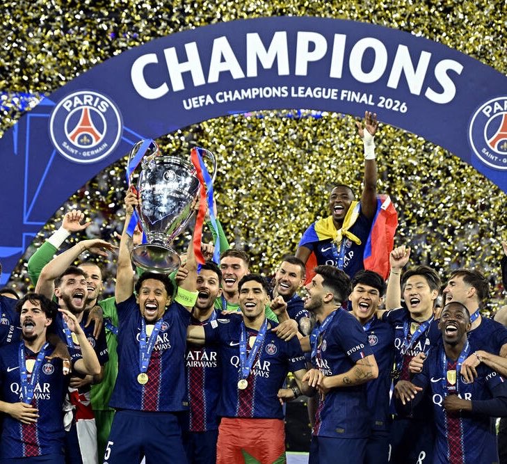 _BeFootball's tweet photo. 🚨 « SACHANT QUE LE PSG EN A GAGNÉ 2 D'AFFILÉE, MOI, JE VEUX EN GAGNER 3 D'AFFILÉE. 🏆🏆🏆 »

SOYEZ EN MODE “MENTALITÉ LAMINE YAMAL 🇪🇸 DANS LA VIE” 👇🧠 

« Je n'ai pas encore gagné la Ligue des champions, je veux la gagner. 

Et si j'en gagne une, SACHANT QUE LE PSG EN A GAGNÉ 2 D'AFFILÉE, MOI, JE VEUX EN GAGNER 3 D'AFFILÉE. 

Et si je ne gagne pas le Ballon d'Or, l'année suivante, je dois le gagner. Et si je le gagne, JE VEUX EN GAGNER 5 DE PLUS. 🌕🌕🌕🌕🌕 »

(@lequipe)