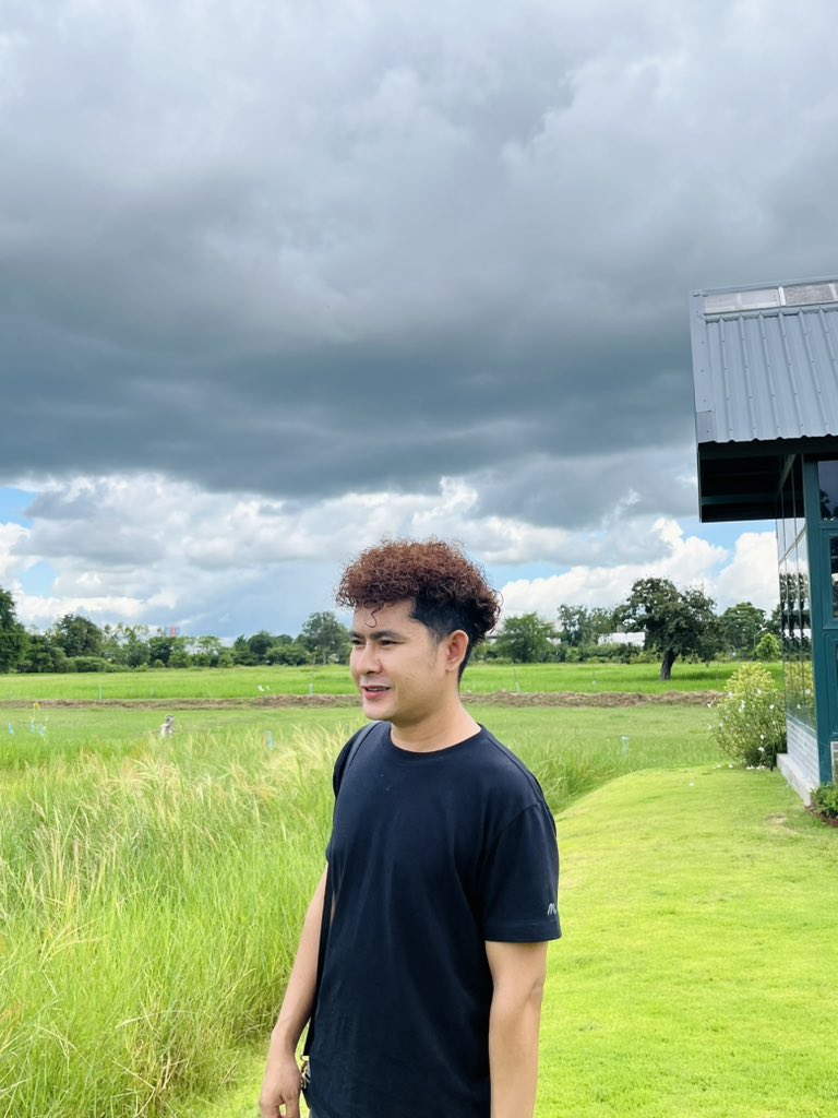 kridsadathai's tweet photo. ไม่มีคนคุย! #สุรินทร์ https://t.co/h1TldNygZg
