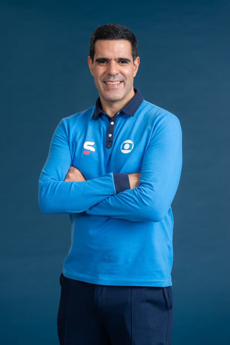 futebol_info's tweet photo. 🚨📺 AGORA! Amazon quer Paulo Andrade, da Globo, como narrador titular do Prime Video.

Já houve uma sondagem, e a empresa prepara uma proposta oficial ao narrador. A ideia é que Paulo seja titular no Brasileirão, na Copa do Brasil e também na NBA.

A empresa ainda sinalizou que Paulo teria liberdade para fazer publicidade e outros trabalhos e seria o principal rosto de suas campanhas esportivas.

A Amazon tem pressa para definir seu novo narrador titular após as saídas de Galvão Bueno e Rômulo Mendonça.

🗞️ @folha | @sitef5 | @bielvaquer 
📸 Estevam Avellar/Globo