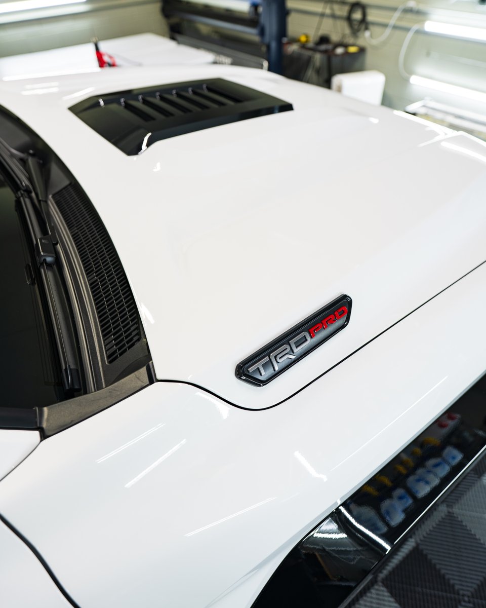 AreteAutoSalon's tweet photo. On the road or off the beaten path, PPF gets it done. STEK DYNOshield over the front end, flares, under the door handles, this TRD Pro 4Runner is ready for it.

https://t.co/0j00JtsD3n https://t.co/jgjMPt6ijh