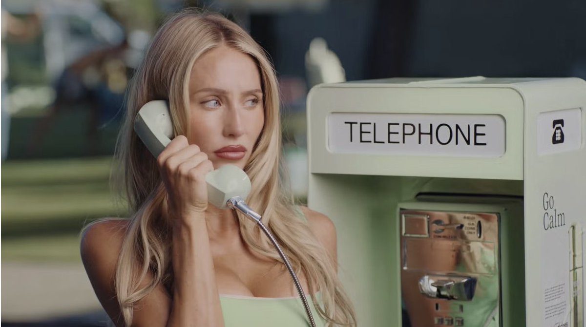 juliastout06's tweet photo. Alix Earle Turns Internet Rumors Into a Viral New Campaign
#372WithU @ProfNichols
https://t.co/jIjJGZ0Xs9 https://t.co/WBmYNXP1lI