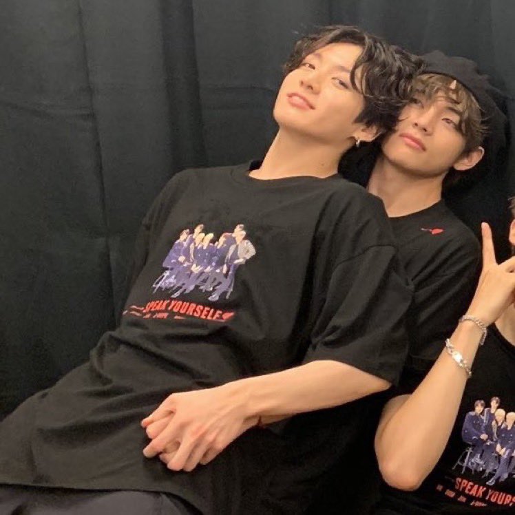 tkgotthemmad's tweet photo. husbands fr https://t.co/6F1II0Bku5