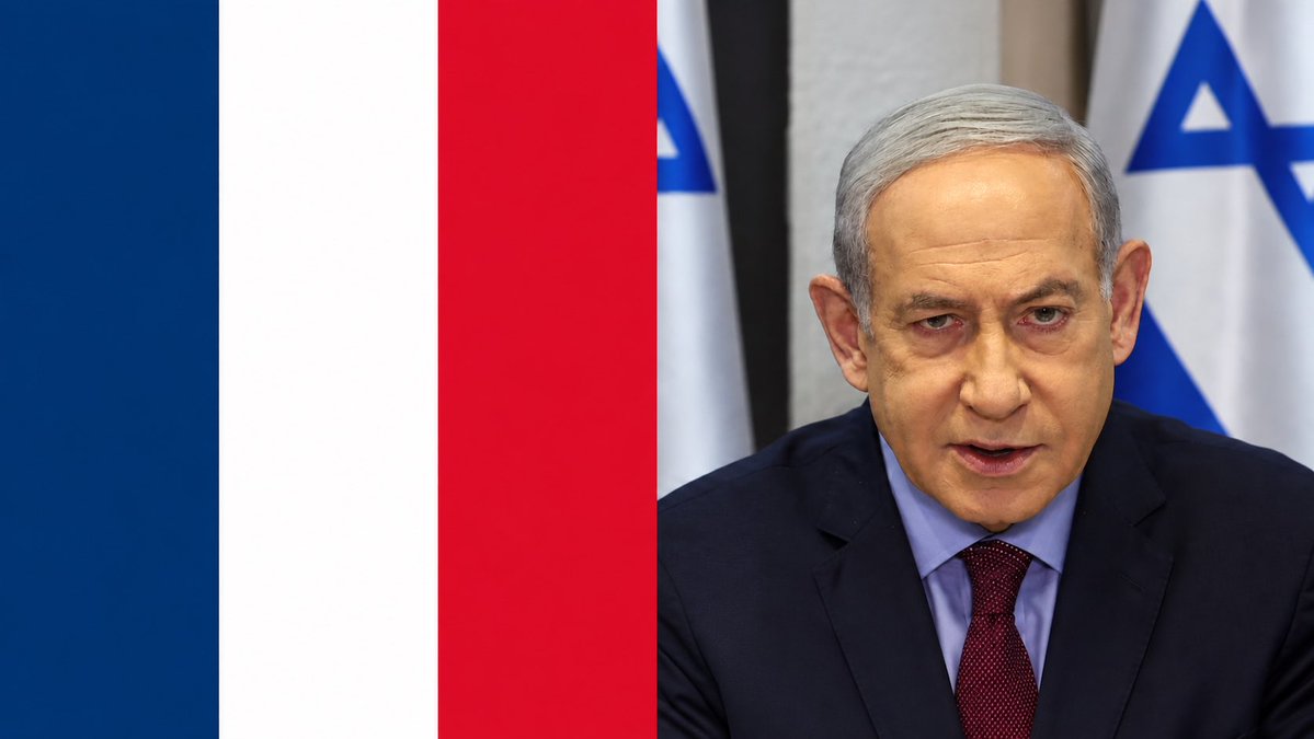 SpectateursFr's tweet photo. 🔴ALERTE INFO | 🇫🇷🇮🇱 Ce mardi 22 septembre, la France a autorisé l’avion du Premier ministre israélien Benyamin @netanyahu à survoler son territoire en route pour New York. Il s’agit de la cinquième fois que Benyamin @netanyahu survole la France malgré le mandat d’arrêt émis par la Cour pénale internationale pour crimes de guerre et crimes contre l’humanité commis dans la bande de Gaza.