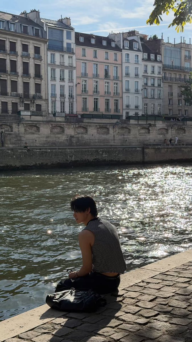 imsillyhelp's tweet photo. 🐿️ Europe is better to go with Juyeon

yeah definitely https://t.co/u0tt3SogDO