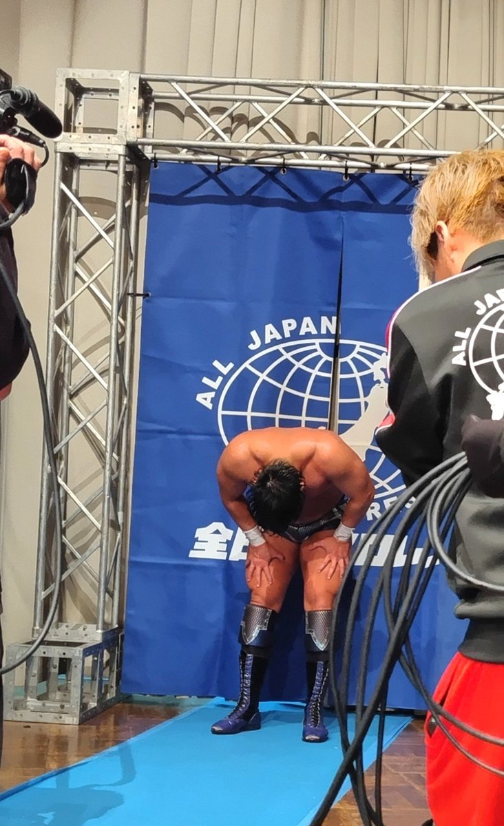 snowfocus's tweet photo. 最後、笑顔が見たかったけど…
本当にお疲れ様でした！

#王道T2026
#ajpw
#青柳優馬 https://t.co/v3xHSxBpLg