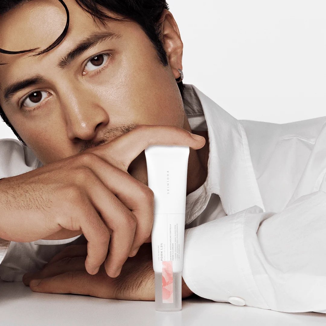 hudsonwonline's tweet photo. New photos of Hudson Williams for SKIN1004! 🤍

🔗 https://t.co/NxKY4eo9ga https://t.co/Ef6vaWIE51