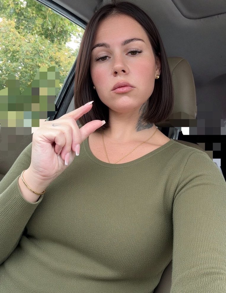 Goddess_SerenaP's tweet photo. Kein Orgasmus ohne Tribut.
Kein Tribut ohne Erniedrigung.
Willkommen in deinem Alltag, Versager. 🤭
#zahlsau #geldsklave #finsub #findom #zahlsklave https://t.co/iQw7a9Y66M