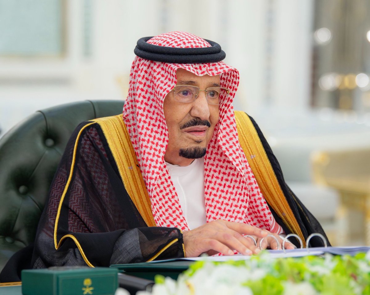 Columbuos's tweet photo. حي هالشوف يابو فهد. 🇸🇦

خادم الحرمين الشريفين وامام المسلمين وناصر المستضعفين. حفظك الله سيدي.

#اليوم_الوطني_96 https://t.co/1oBGjRtzFW