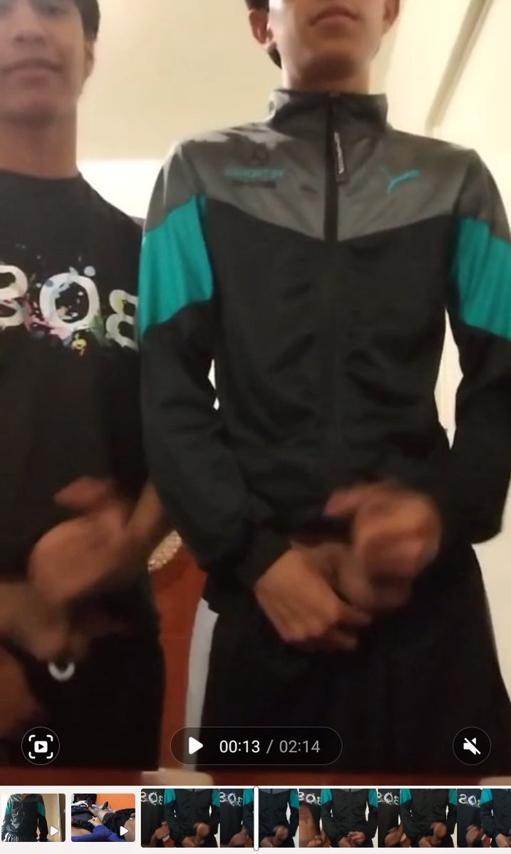 El15asdelpack's tweet photo. Vean nadamas estos hermanitos super ricos y calientes a más no poder🔥🔥🔥 son de esos chicos que te prenden super rico y que morbo verlos jalarsela juntos desnudarse juntos

Venta o intercambio 🔥👀 https://t.co/GUtClCy9uc