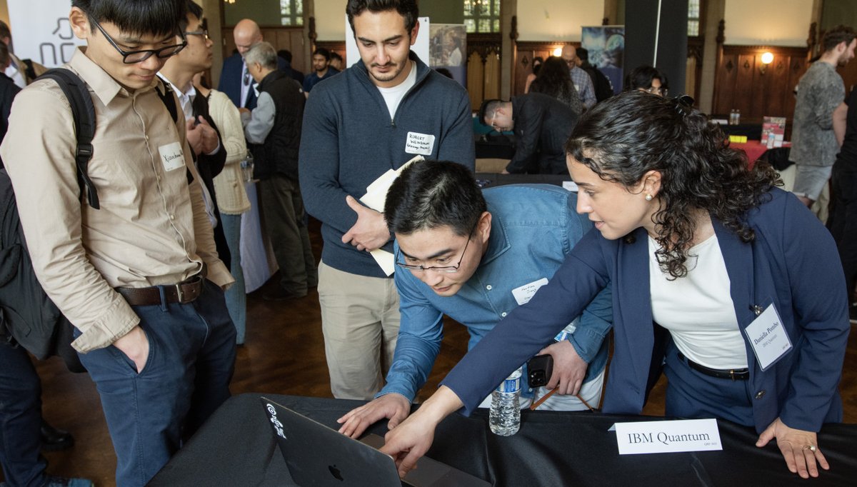 ChicagoQuantum's tweet photo. Employer registration is open for the Chicago Quantum Recruiting Forum! Dec. 7 at @mHUBchicago, kicking off the #Q2B26xChicagoQuantumSummit (Dec. 8–10). Students &amp; postdocs from a wide range of disciplines can connect with #quantum employers.

🔗 Register: https://t.co/P9IwSoTFtY https://t.co/VYnxZZ2k26