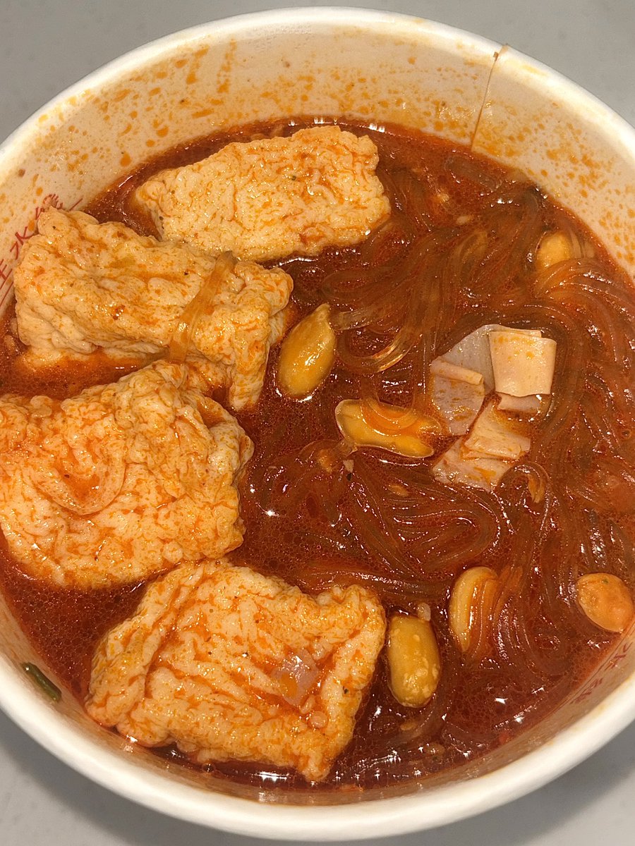 manimogoss's tweet photo. 하이디라오 쏸라펀에 목면두부추가 https://t.co/pjUFx3sCSE