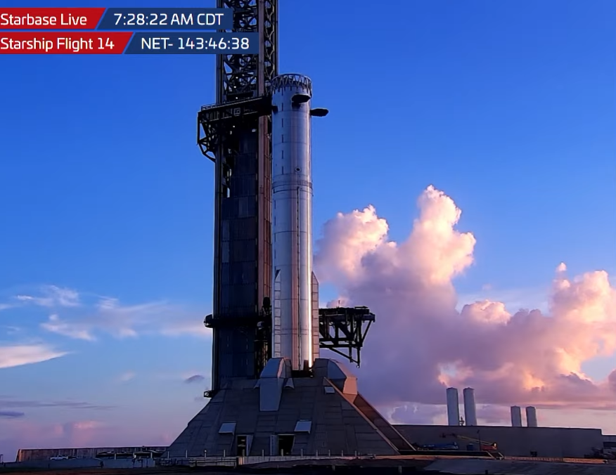 stratospunky's tweet photo. Happy NOT Starship Day! 🥳

Sure is a shame the launch for today's date had to get delayed. Especially with THIS KIND OF SKY AT LIFTOFF TIME https://t.co/NAvt6sFSg2