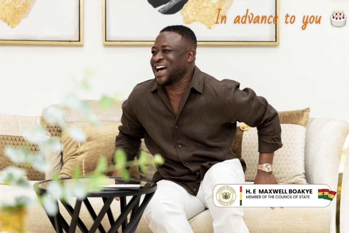shattawalegh's tweet photo. Happy birthday H.E Maxwell Boakye (Palasco).. Bola I beg where the party at 🤣🙌💯🏁 https://t.co/W0C0H7EwY7