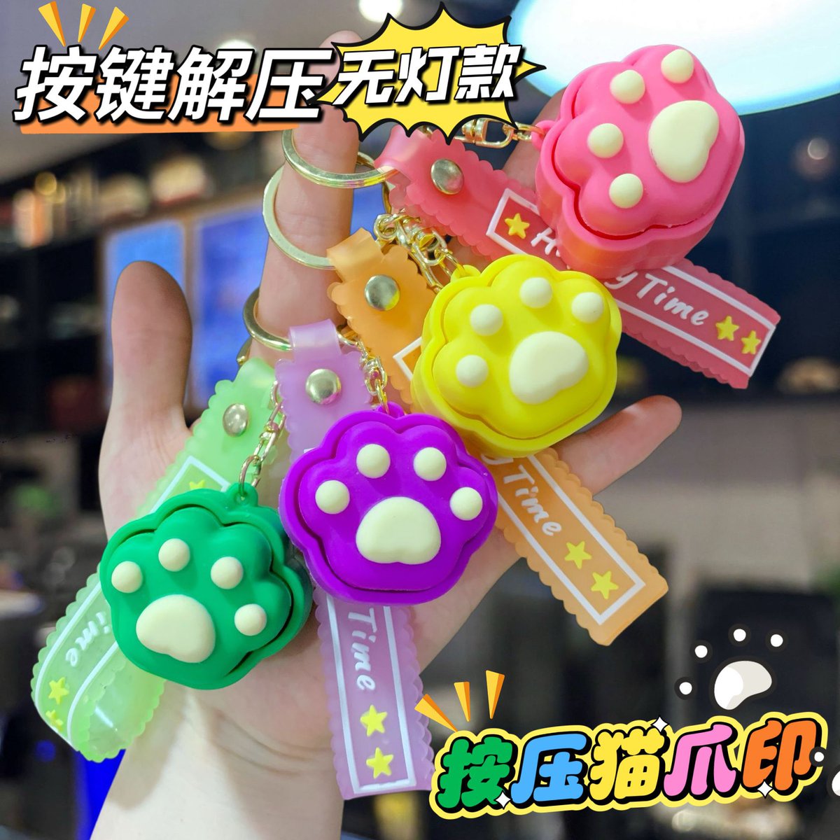 AmiWeigandg5's tweet photo. Just finished my custom resin pet keychain—added my cat’s tiny paw print and a little star glitter!  DIY projects turn small memories into something you carry every day. What’s your next creative pick https://t.co/zbWczyzLFp