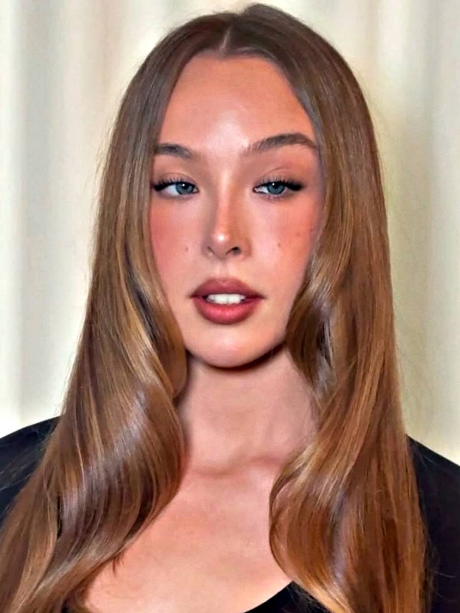 periodborgia's tweet photo. She's so gorgeous https://t.co/v3SRu3iQ8i
