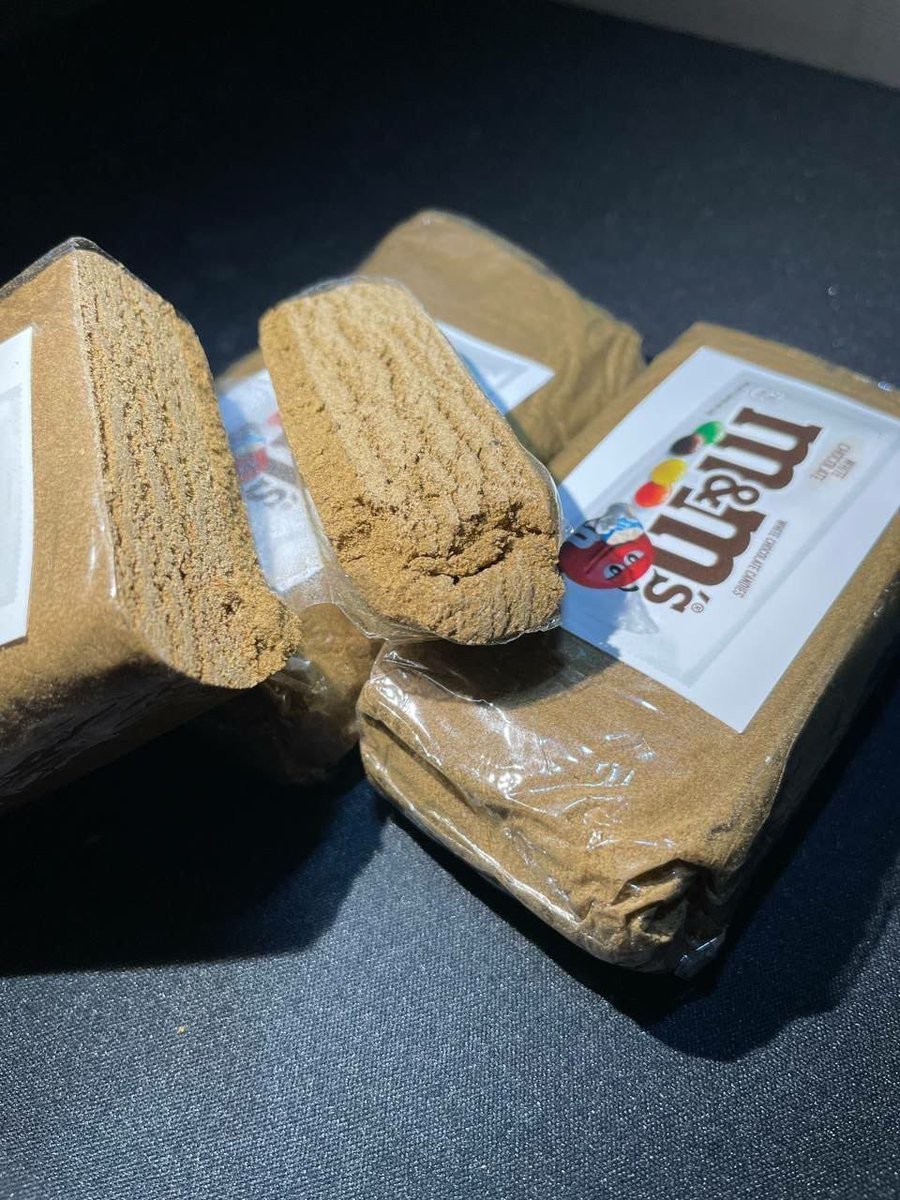 PersiEmmanuel's tweet photo. Produits de bonne qualités disponible a paris,Nantes ,Toulouse,Bordeau,Lile,Marseille ,et ailleurs passe ta commande et fait toi livrer en moin de 30minutes
#Beuh
#Shit
#3mmc
#Cocaïne  #weed #livraisonbeuh

📮télégram : https://t.co/8fnqJQLESV https://t.co/5XmbhLpWAg