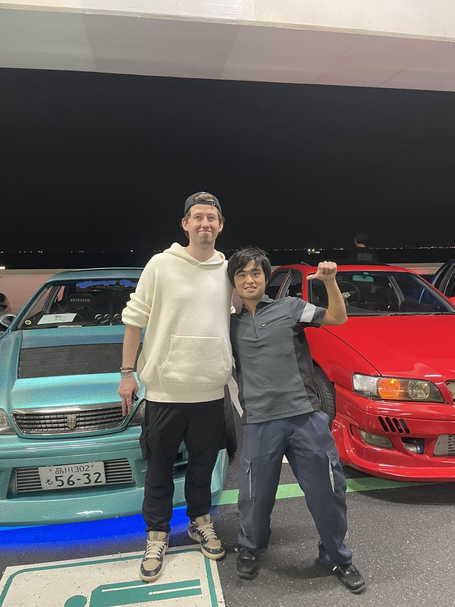kiyos155's tweet photo. ultra終わりに密会してきました!
俺の車で高速JDM体験してもらいました!
本当にありがとうございました!
#ultra #alanwalker https://t.co/A6x8HhOxtn