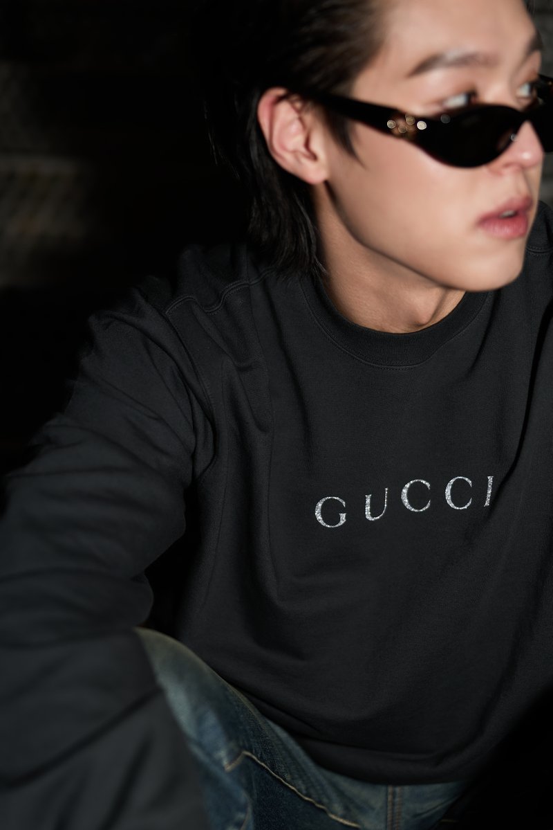 Billkin_Ent's tweet photo. OFF TO MILAN. 🧳
BILLKIN heads to Milan Fashion Week for the GUCCI SS27 Fashion Show.

BILLKIN GLOWING IN MILAN
#GUCCISS27xBILLKIN
#BILLKINBAGUCCI
#GucciTheStoreShow
#Bbillkin
#Gucci @gucci https://t.co/5ZgytRGtEf