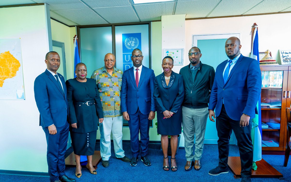 Cooperation_RW's tweet photo. During his visit, the CEO also paid a courtesy call Dr. @JacquiyOlweya , @UNDPLesotho Country Representative, where discussions focused on strengthening long-term cooperation between Rwanda Cooperation, the Government of Lesotho and UNDP.
The engagement reflects a shared commitment to translating knowledge exchange and Rwanda’s Home-Grown Solutions into practical approaches that support effective public-sector delivery and institutional development.

#RwandaWorks
#RwandaIsOpen
#Cooperation4Impact