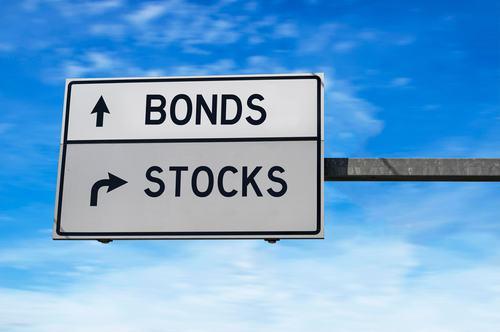 westsideim's tweet photo. Explore how stocks and bonds have performed during past Fed rate-hike cycles, and learn what history may signal for investors as interest rates rise. https://t.co/EavVHhK1m0 https://t.co/n9gj3mRTBQ