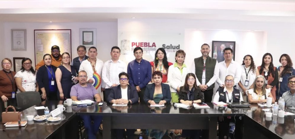 desde_lasilla's tweet photo. 🩺🤝 Puebla fortalece la coordinación para prevenir y atender el VIH.
La Secretaría de Salud encabezó la Primera Sesión Extraordinaria del COESIDA, con participación de instituciones públicas y organizaciones de la sociedad civil.
#Puebla #VIH #Salud #COESIDA
https://t.co/QBcwo9OJjM