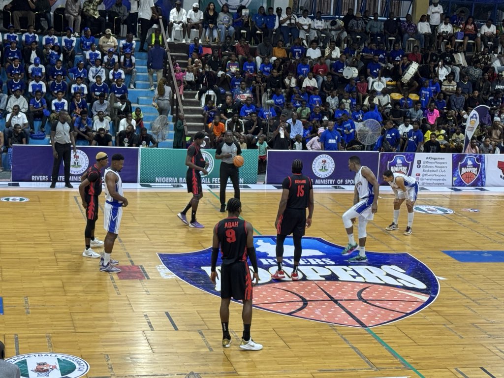 FisayoDairo's tweet photo. FT: ASO Sky Hawks 80-75 Gboko City Chiefs 🏀

The #NPBLFinal4 debutants end on a high, finishing in second place with a 2-1 record. 

Paul Dibal had a game high 32 points for the Hawks.

📷: All set for the last game of the competition between Rivers Hoopers and MakTown Flyers.

#Final4Rivers2026