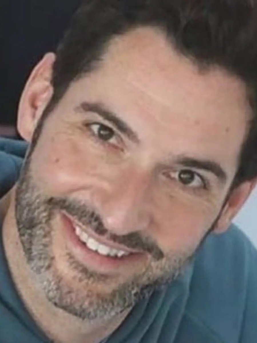 C_Kitten85's tweet photo. You’re asking for insane eyes? I give you the most amazing, incredible, beautiful, insane eyes I know! And those belong to him - Tom Ellis! 🤎👀❤️🔥🫠😈🖤🔥🥵😍❤️ #TomEllis #Lucifer #ColinGlass #cia https://t.co/fOEYIv98Yu
